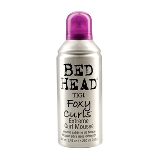 Foxy Curls Мусс для создания эффекта вьющихся волос Foxy Curls Мусс для создания эффекта вьющихся волос 29906 Bed Head (TIGI)