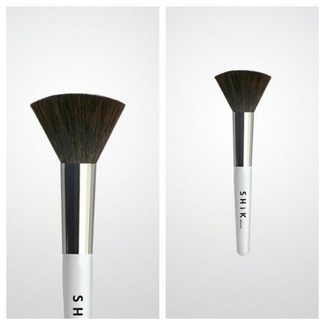 Кисть для тона (токлон/коза) Кисть для тона (токлон/коза) 92554 SHIKBRUSH